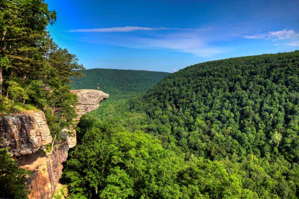 Best Hiking Spots in Northwest Arkansas | Superior Storage